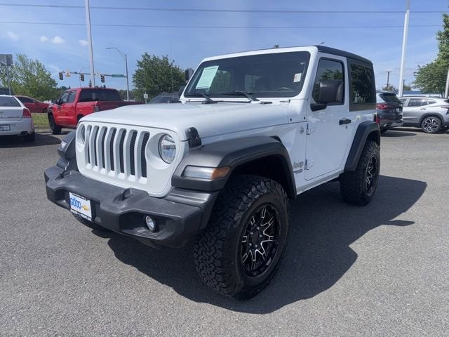 2020 Jeep Wrangler Sport S's photo