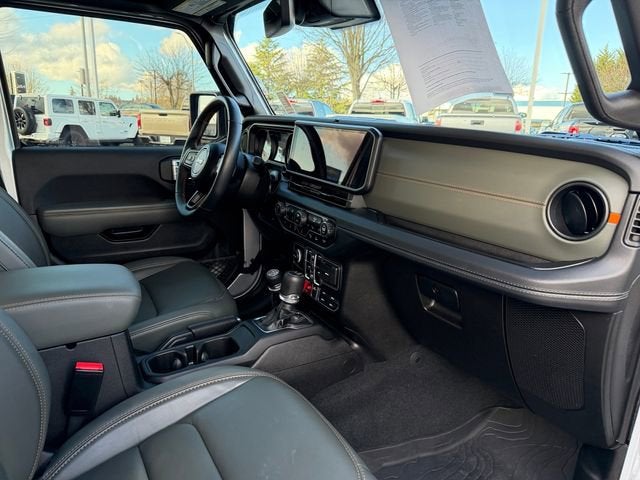 2024 Jeep Gladiator Mojave X