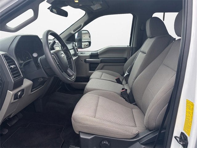 2022 Ford Super Duty F-450 DRW XLT