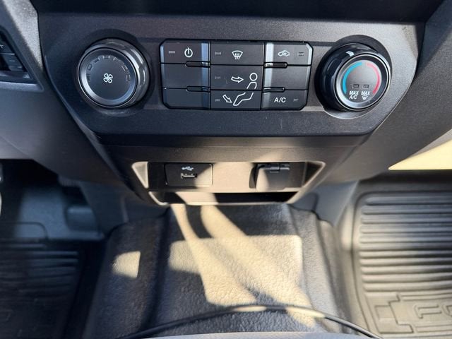 2022 Ford Super Duty F-550 DRW XL