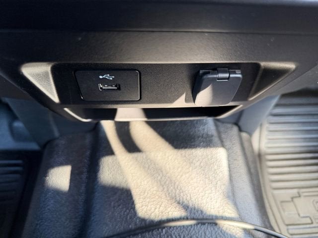 2022 Ford Super Duty F-550 DRW XL