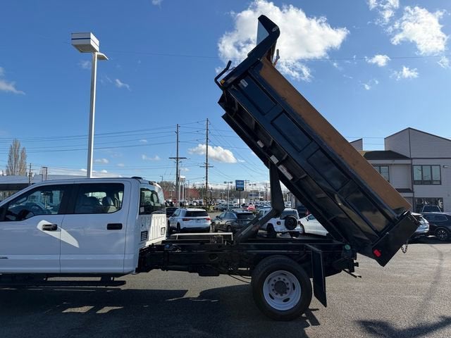 2022 Ford Super Duty F-550 DRW XL
