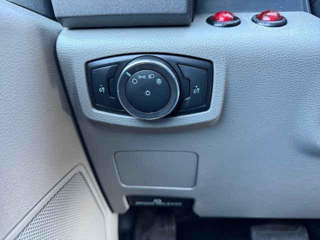 2022 Ford Super Duty F-550 DRW XL