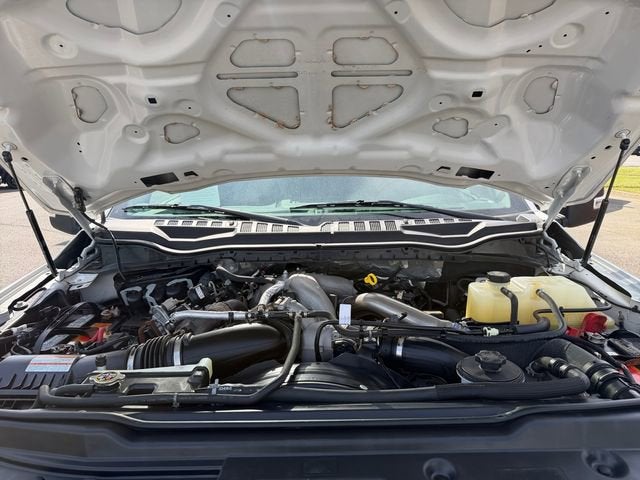 2021 Ford Super Duty F-550 DRW XLT