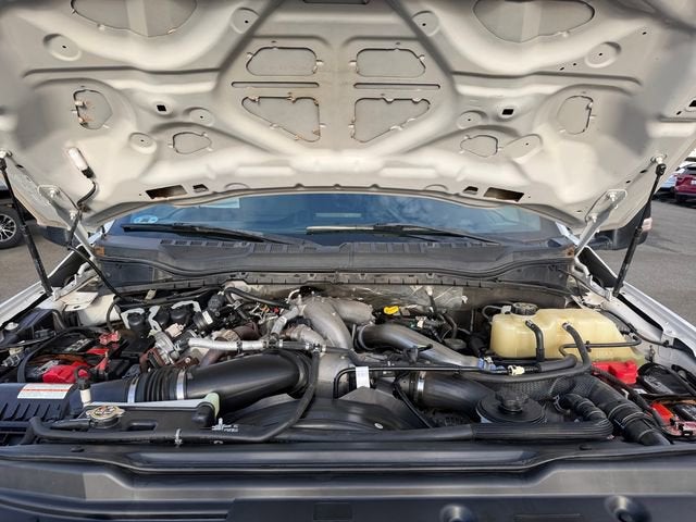 2020 Ford Super Duty F-550 DRW XLT