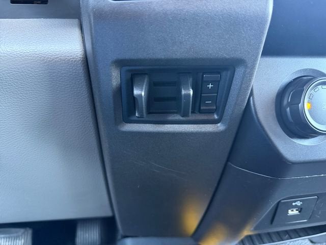 2022 Ford Super Duty F-550 DRW XL