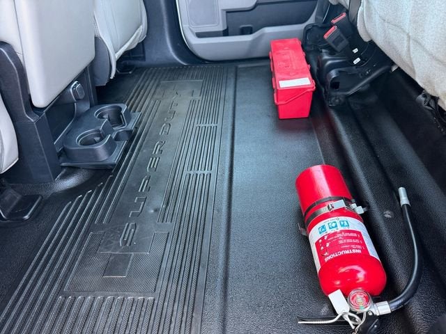 2022 Ford Super Duty F-550 DRW XL