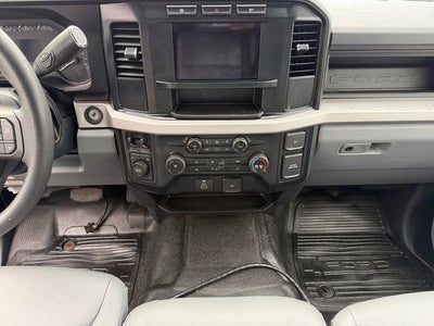 2023 Ford Super Duty F-550 DRW XL