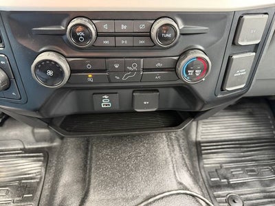 2023 Ford Super Duty F-550 DRW XL