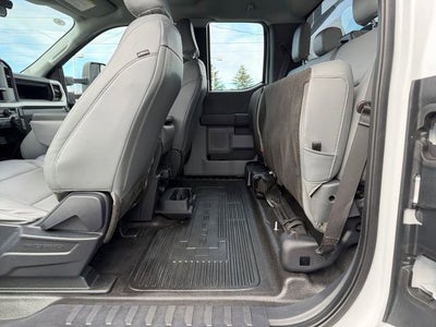 2023 Ford Super Duty F-550 DRW XL