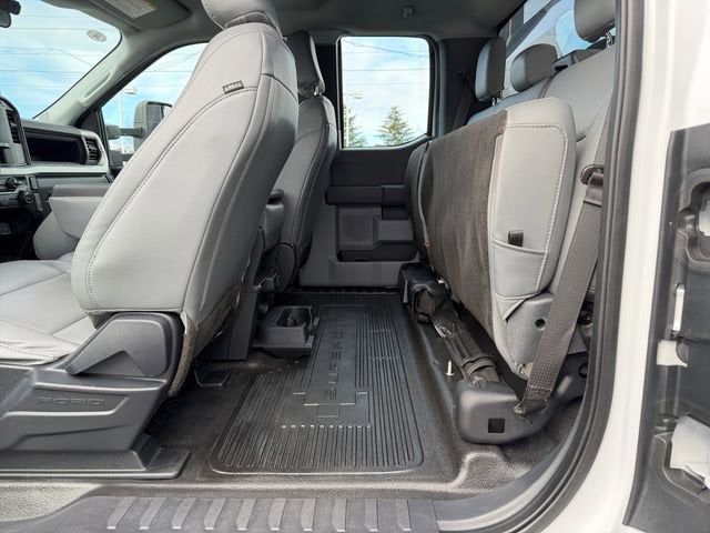 2023 Ford Super Duty F-550 DRW XL