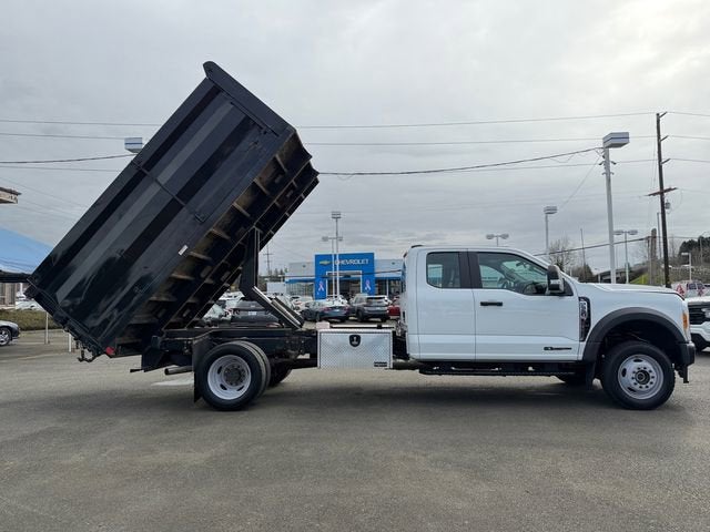 2023 Ford Super Duty F-550 DRW XL