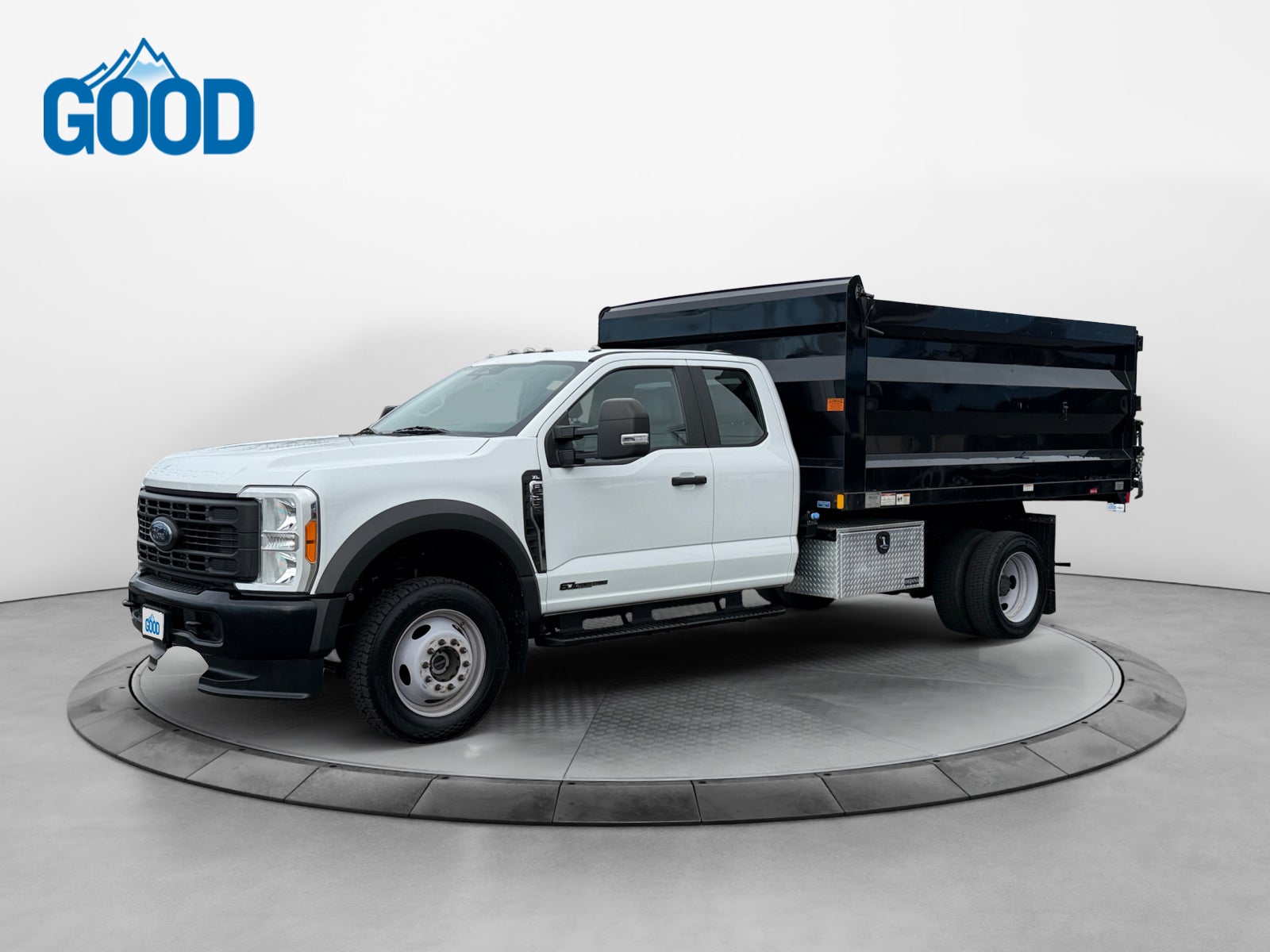 2023 Ford Super Duty F-550 DRW XL