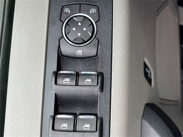 2022 Ford Super Duty F-350 DRW XL