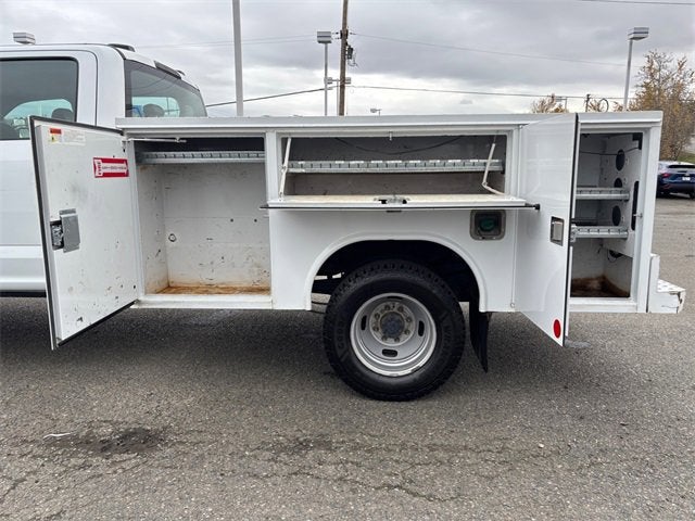 2022 Ford Super Duty F-350 DRW XL