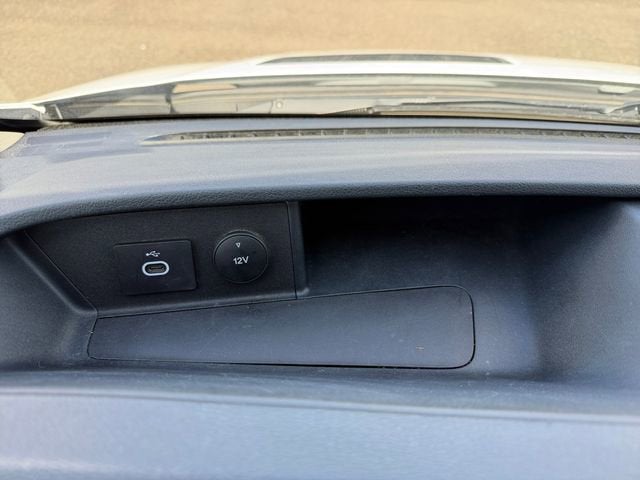 2023 Ford Transit Cutaway Base