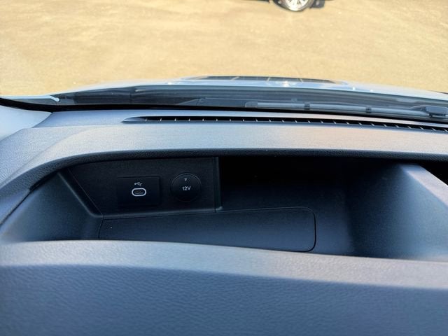 2022 Ford Transit Cutaway Base