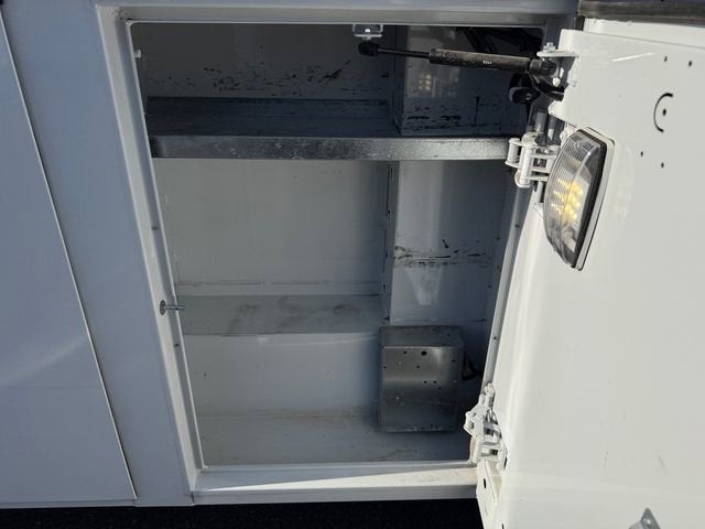 2022 Ford Transit Cutaway Base