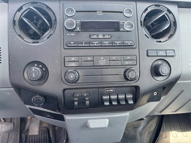 2012 Ford Super Duty F-350 SRW XL