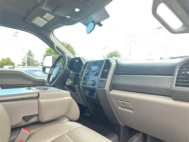 2017 Ford Super Duty F-550 DRW XL