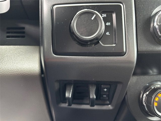 2022 Ford Super Duty F-550 DRW XLT