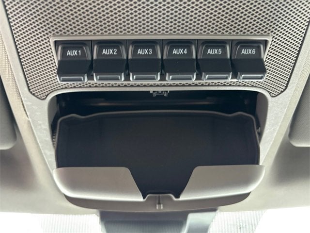 2022 Ford Super Duty F-550 DRW XLT