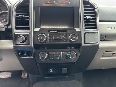 2022 Ford Super Duty F-550 DRW XLT