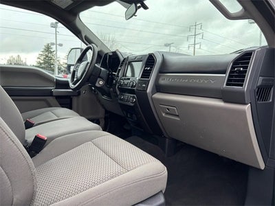 2022 Ford Super Duty F-550 DRW XLT