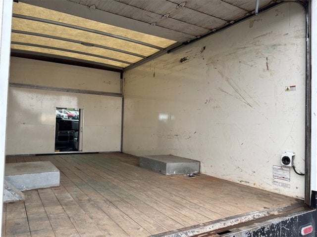 2022 Ford E-Series Cutaway Base