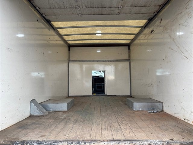 2022 Ford E-Series Cutaway Base