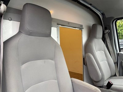 2022 Ford E-Series Cutaway Base