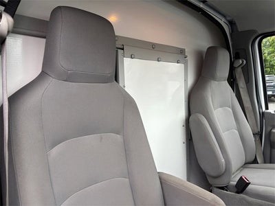 2022 Ford E-Series Cutaway Base