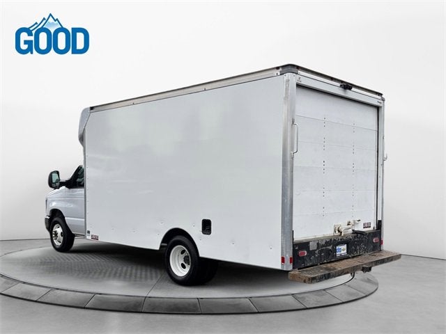 2022 Ford E-Series Cutaway Base