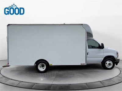 2022 Ford E-Series Cutaway Base