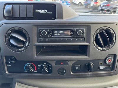 2022 Ford E-Series Cutaway Base