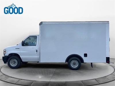 2022 Ford E-Series Cutaway Base