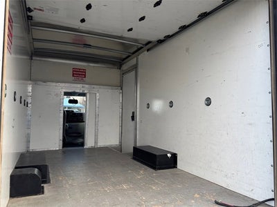 2022 Ford E-Series Cutaway Base