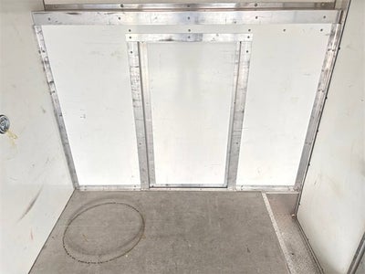 2022 Ford E-Series Cutaway Base