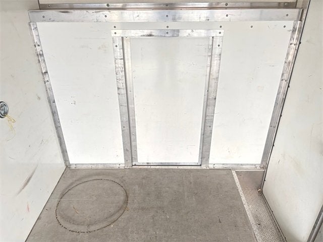 2022 Ford E-Series Cutaway Base