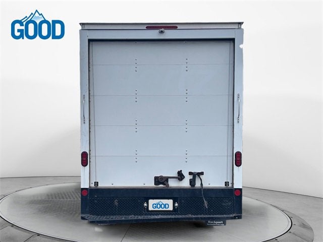 2022 Ford E-Series Cutaway Base