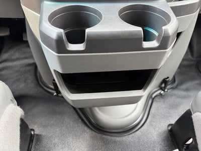 2022 Ford E-Series Cutaway Base