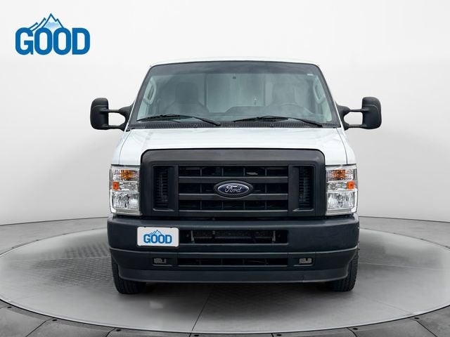 2022 Ford E-Series Cutaway Base