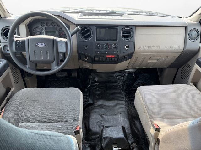 2008 Ford Super Duty F-450 DRW XL