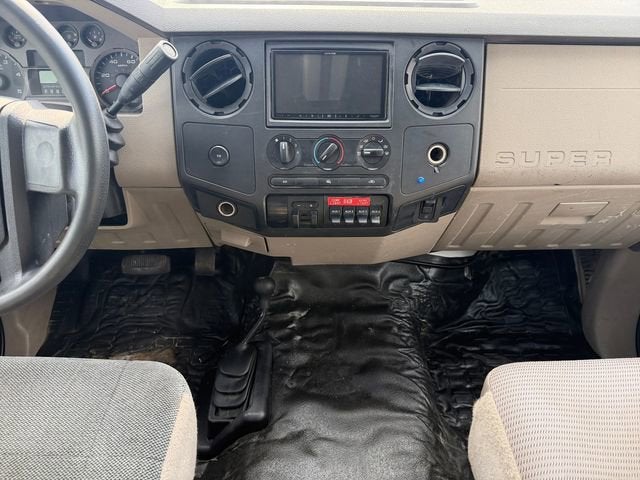 2008 Ford Super Duty F-450 DRW XL