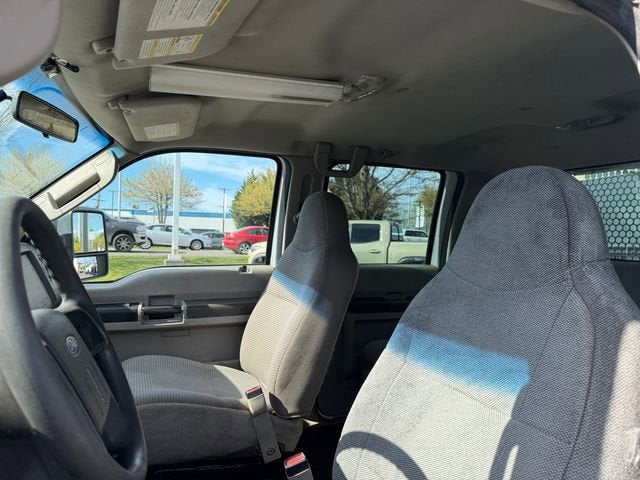 2008 Ford Super Duty F-450 DRW XL