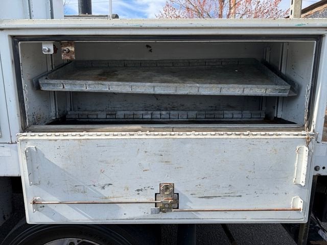 2008 Ford Super Duty F-450 DRW XL