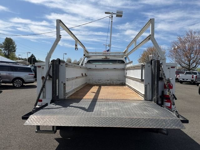 2008 Ford Super Duty F-450 DRW XL