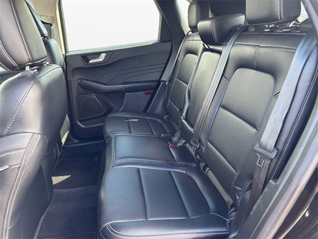 2021 Ford ESCAPE Base