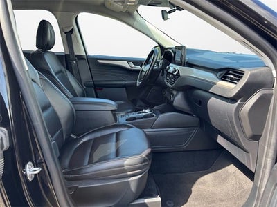 2021 Ford ESCAPE Base