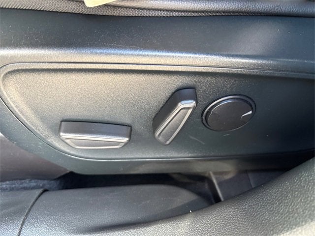 2021 Ford ESCAPE Base